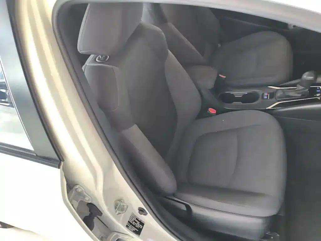 2021 Toyota Corolla TNGA 1.5L CVT Elite Edition — миниатюра 25
