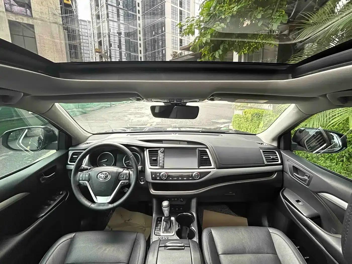 2018 Toyota Highlander 2.0T AWD Luxury 7-seater (China VI Emission Standard) — миниатюра 5