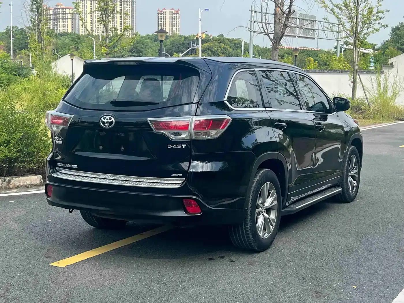 2017 Highlander 2.0T AWD Elite Edition 7-seater — миниатюра 6
