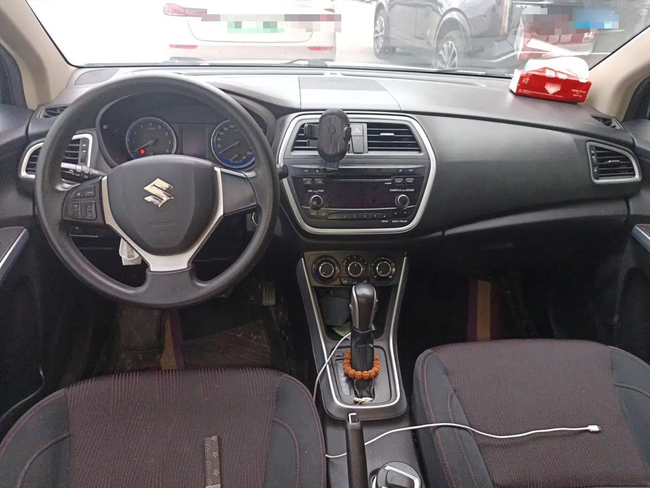 Suzuki S-Cross 2014 1.6L CVT Two-Wheel Drive Entry Model — миниатюра 9