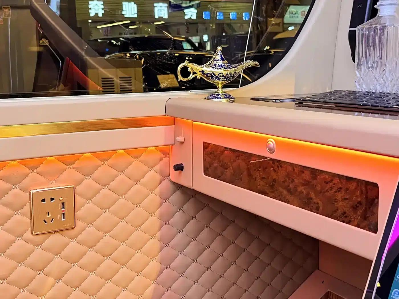 2018 HIACE 2.7L Automatic — миниатюра 21