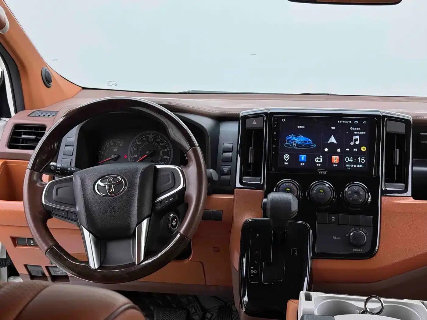 2021 HIACE 3.5L Middle East Edition — миниатюра 16