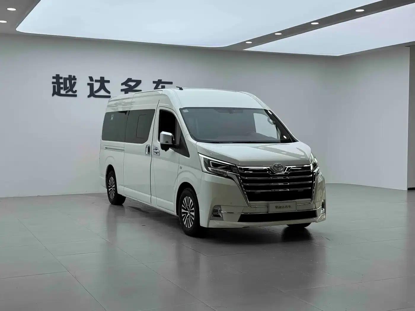 2021 HIACE 3.5L Middle East Edition — миниатюра 5