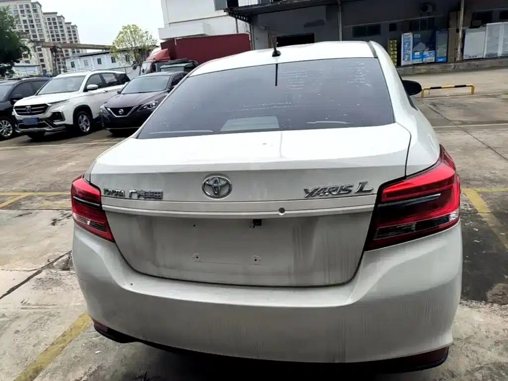 YARiS L 2017 1.5E CVT Dynamic Edition — миниатюра 6