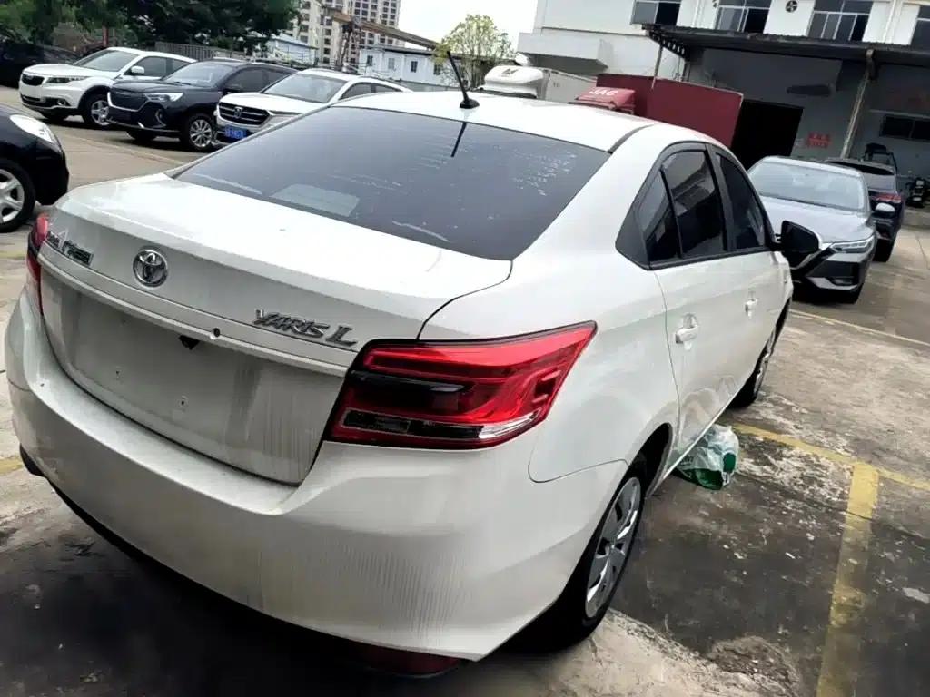 YARiS L 2017 1.5E CVT Dynamic Edition — миниатюра 7