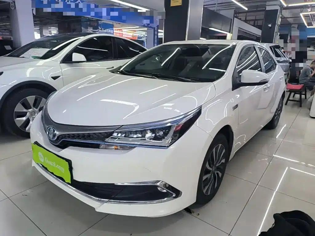 Corolla Hybrid E+ 2020 1.8L E-CVT Comfort Edition — миниатюра 1