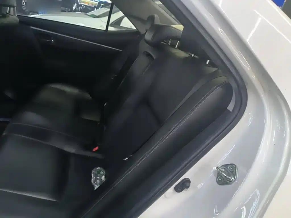 Corolla Hybrid E+ 2020 1.8L E-CVT Comfort Edition — миниатюра 13