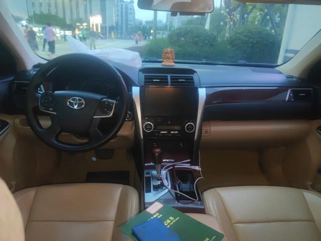 Toyota Camry 2012 2.0G Luxury Edition — миниатюра 9