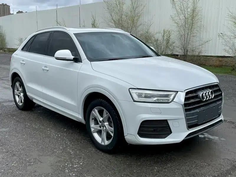 Audi Q3 2018 30th Anniversary Edition 30 TFSI Fashion Model — миниатюра 3
