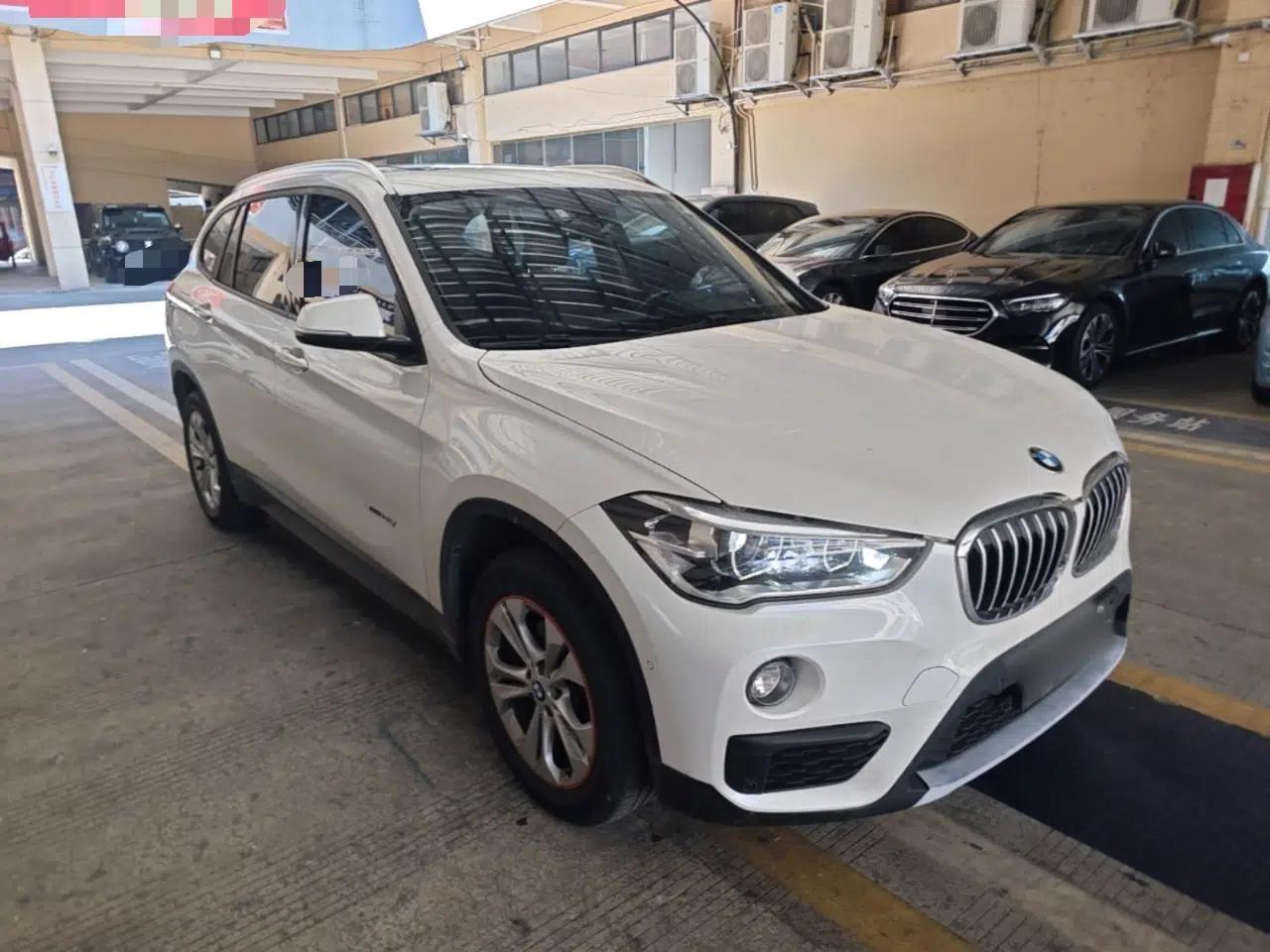 BMW X1 2016 sDrive18Li Premium Edition — миниатюра 3