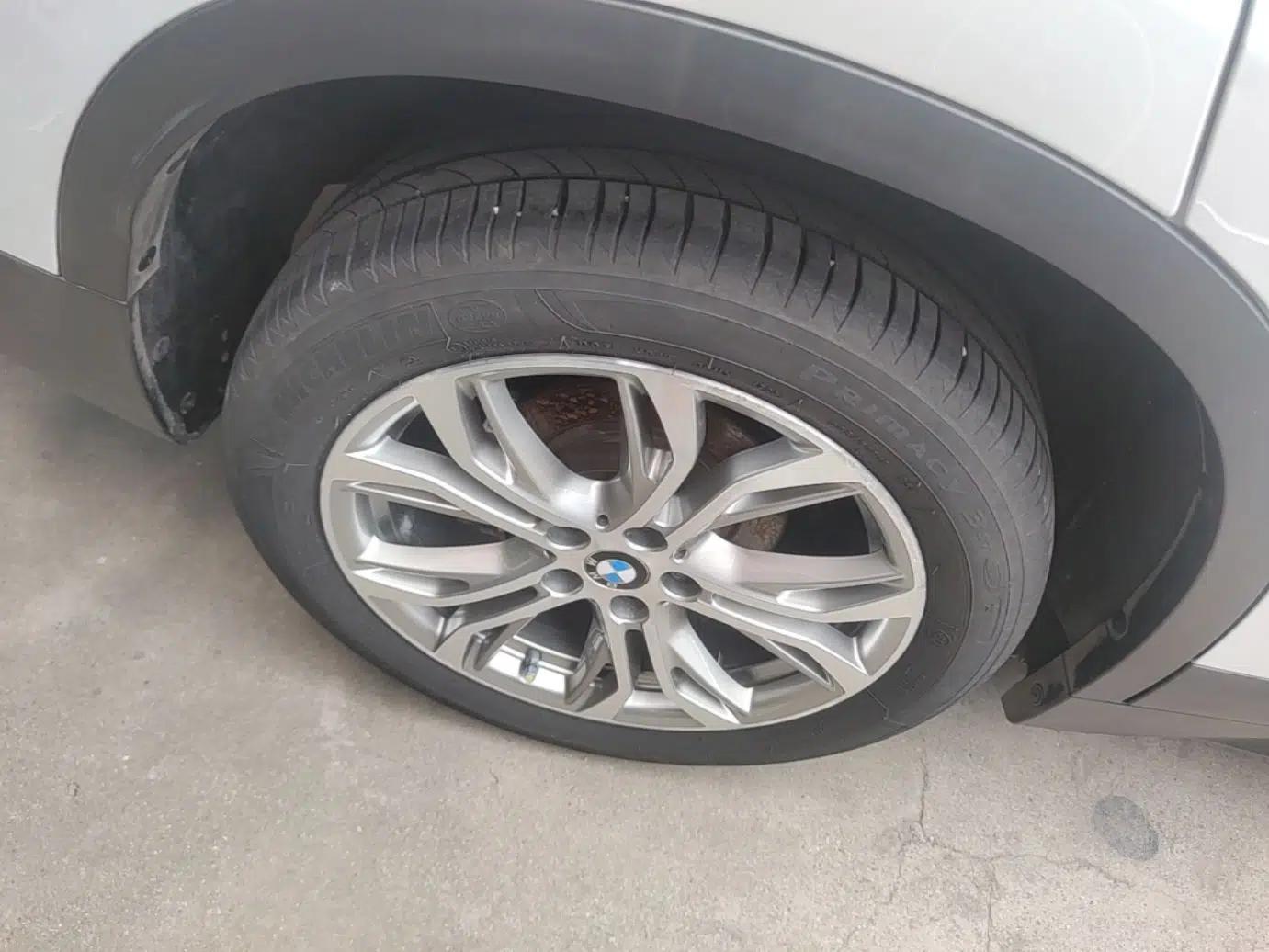 BMW X1 2018 sDrive20Li Leading Model — миниатюра 11