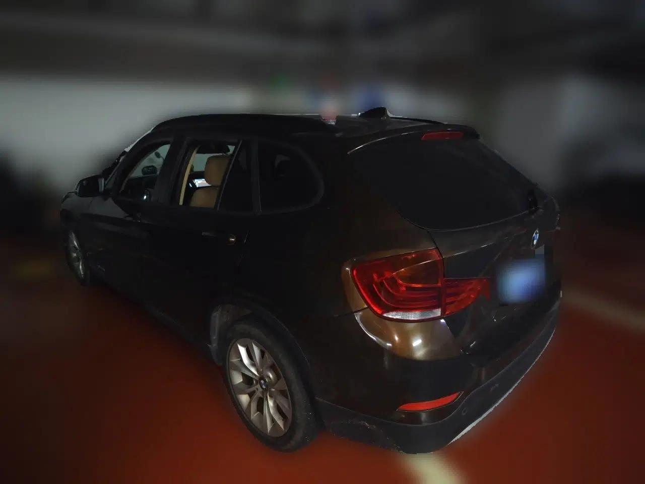 BMW X1 2012 sDrive18i Luxury Edition — миниатюра 4