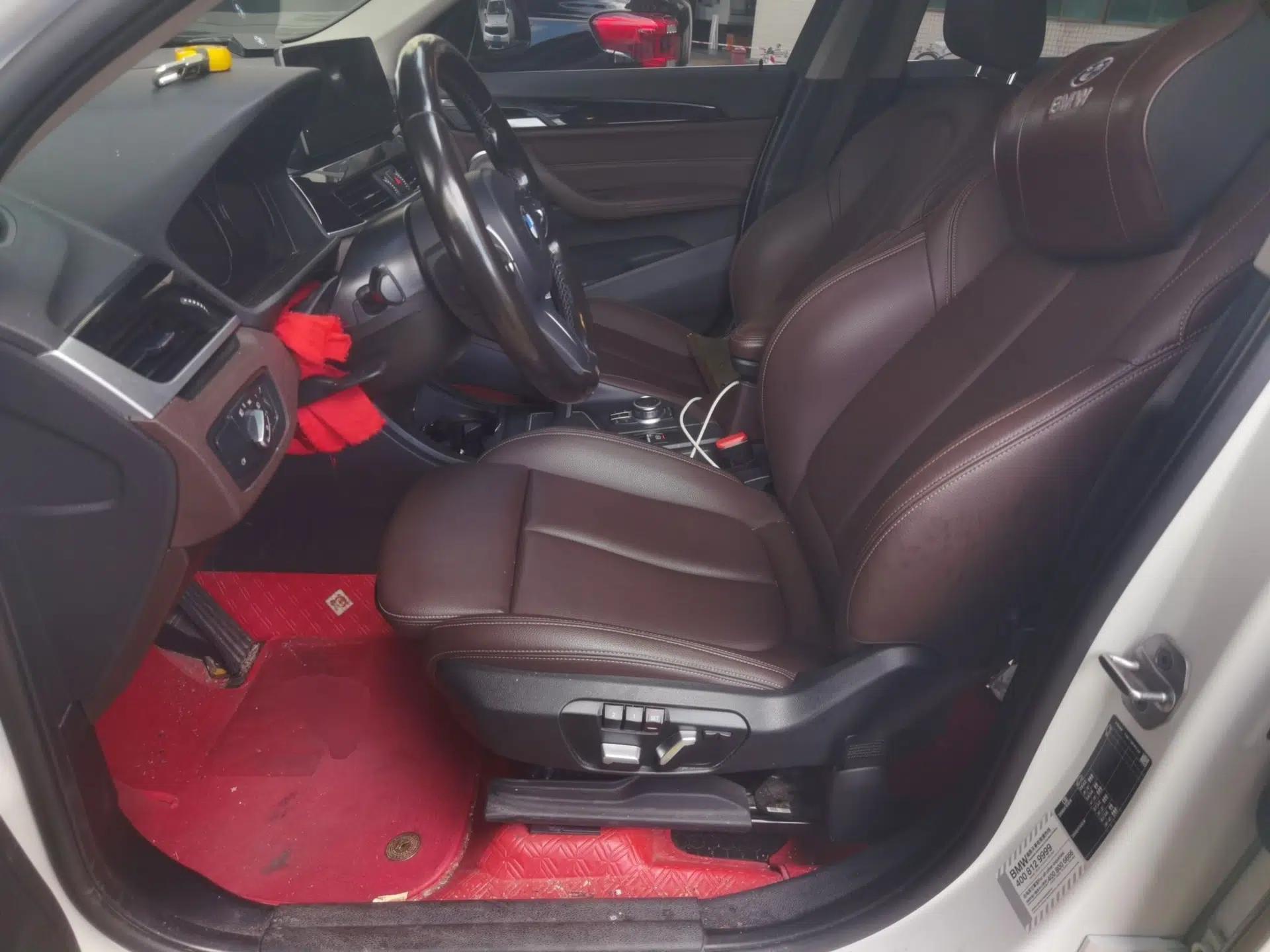 BMW X1 2022 sDrive25Li Leading Model — миниатюра 15