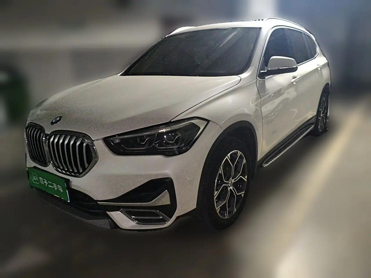 BMW X1 2020 sDrive25Li Leading Model — миниатюра 1