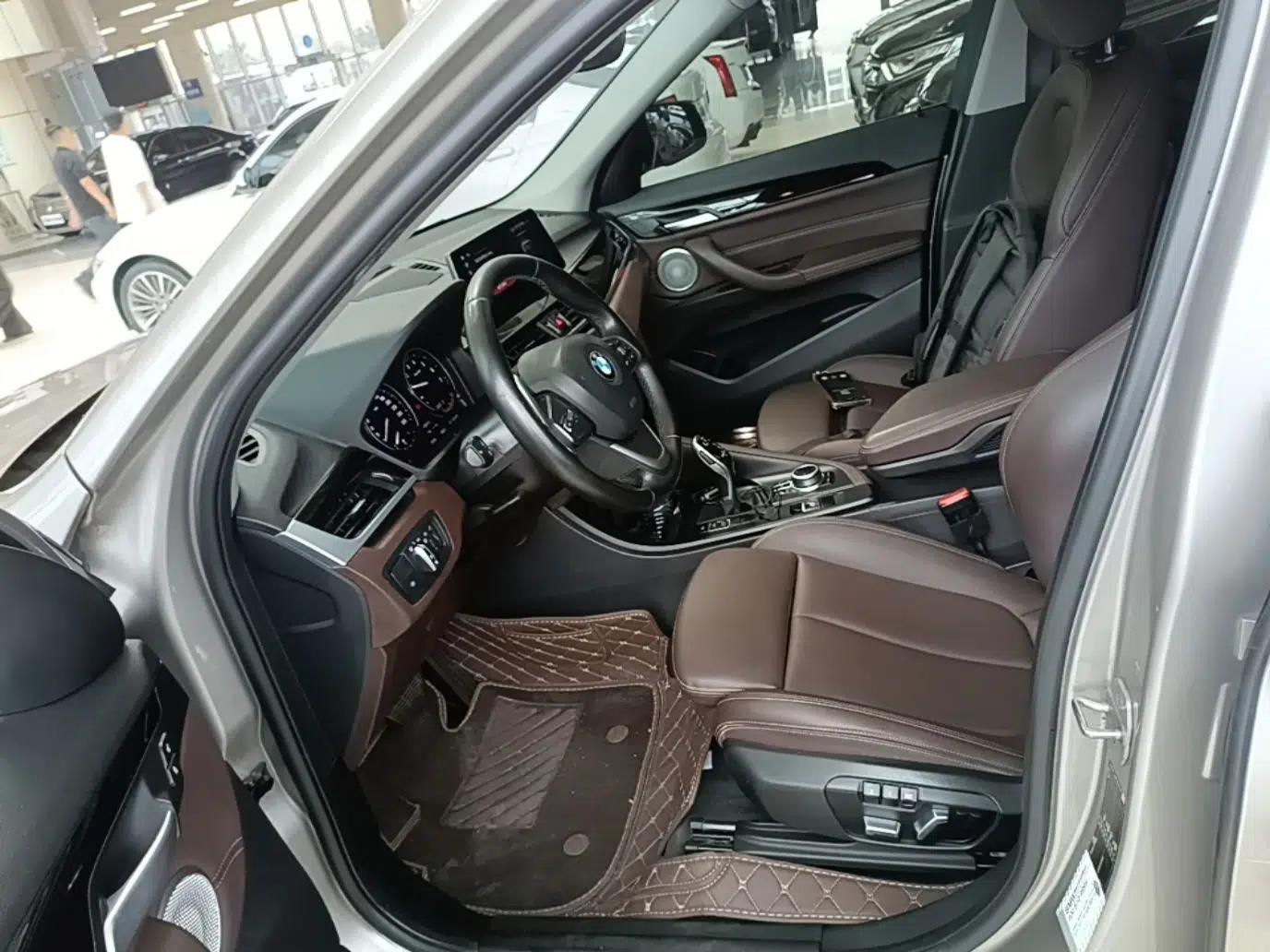 BMW X1 2021 Restyled sDrive20Li Fashion Version — миниатюра 17