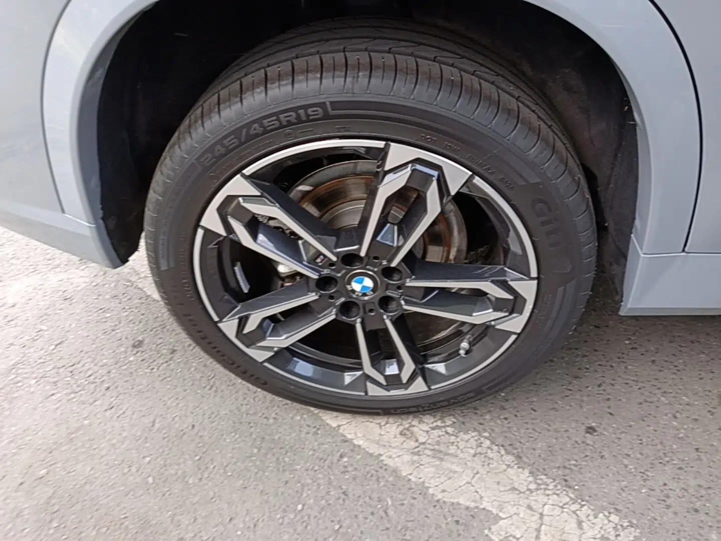 BMW X1 2025 Model sDrive25Li M Sport Package — миниатюра 11