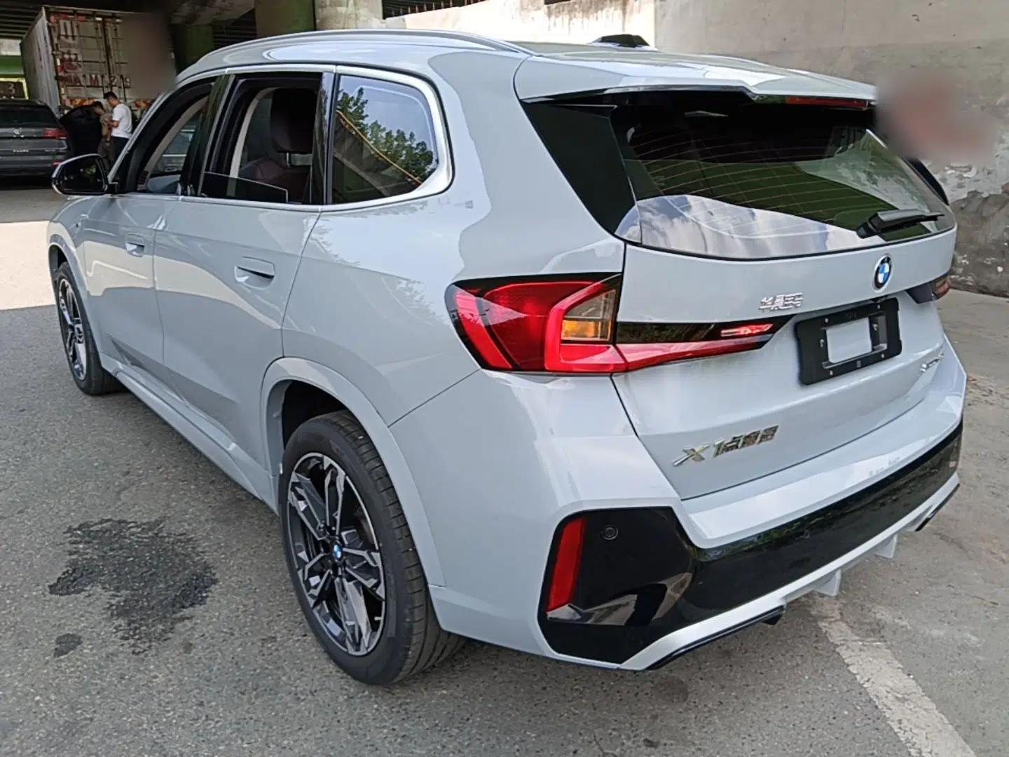 BMW X1 2025 Model sDrive25Li M Sport Package — миниатюра 4