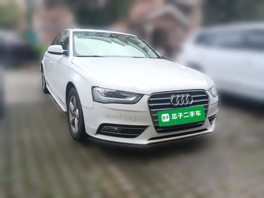 Audi A4L 2013 35 TFSI Automatic Standard Model — миниатюра 3