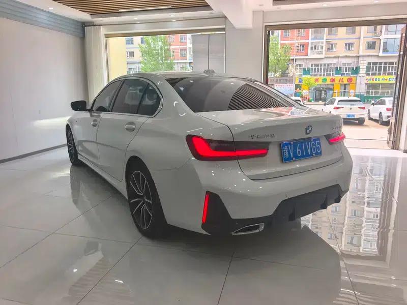 2023 BMW 3 Series 320Li M Sport Package — миниатюра 4