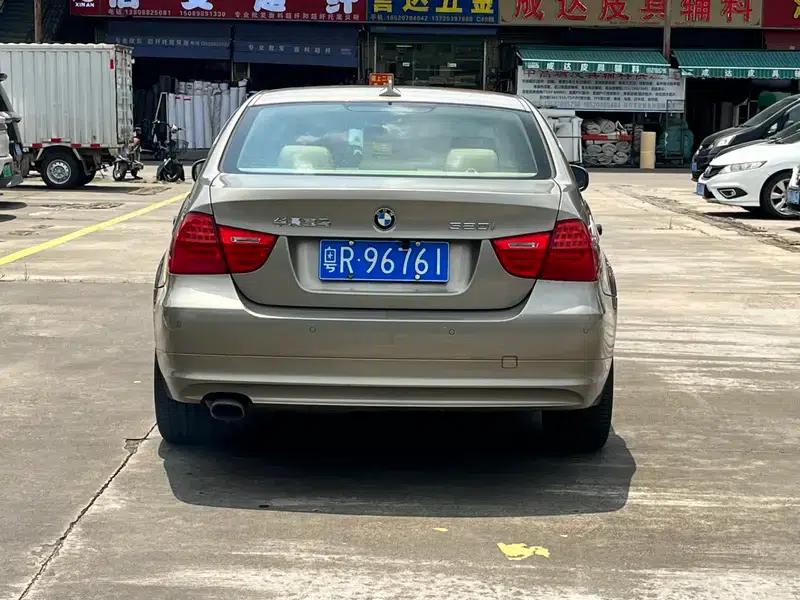 BMW 3 Series 2009 320i Luxury — миниатюра 5