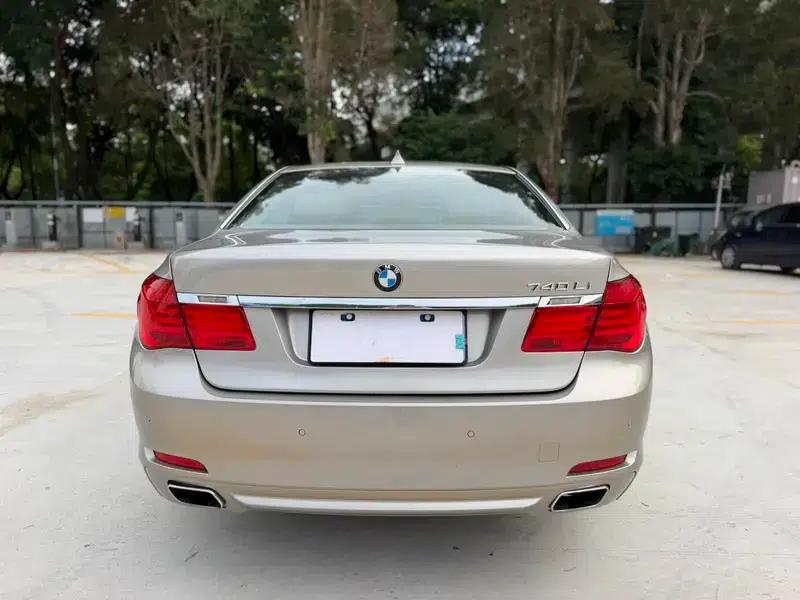 2011 BMW 7 Series 740Li Standard Edition — миниатюра 5