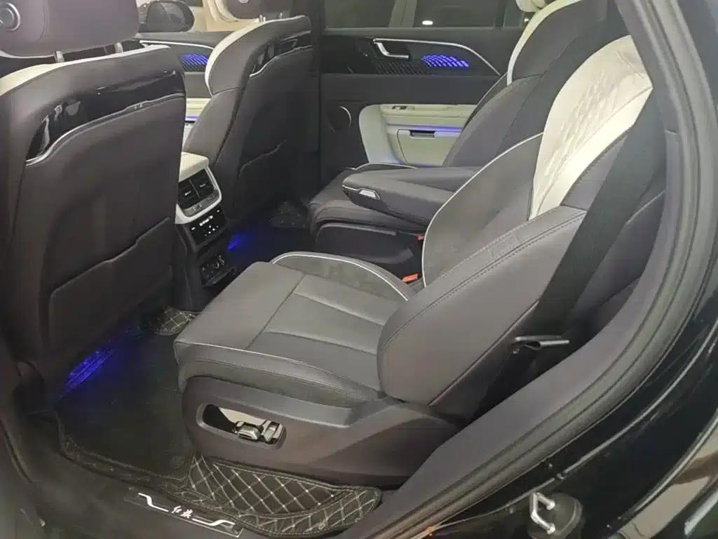 Hongqi E-HS9 2022 Model 690km Flagship Edition (Six Seats) — миниатюра 17