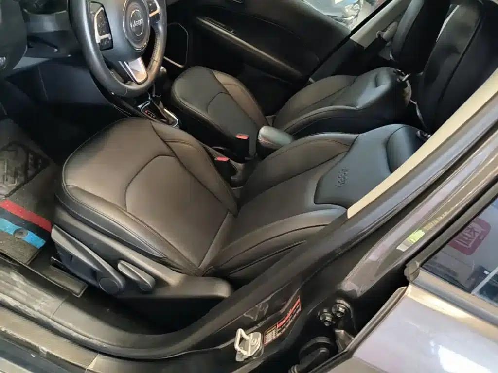 Jeep Compass 2019 220T Automatic Family Edition — миниатюра 15