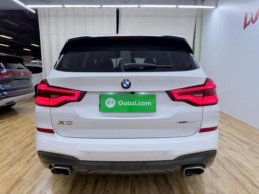 BMW X3 2020 xDrive30i Luxury Model with M Sport Package — миниатюра 16