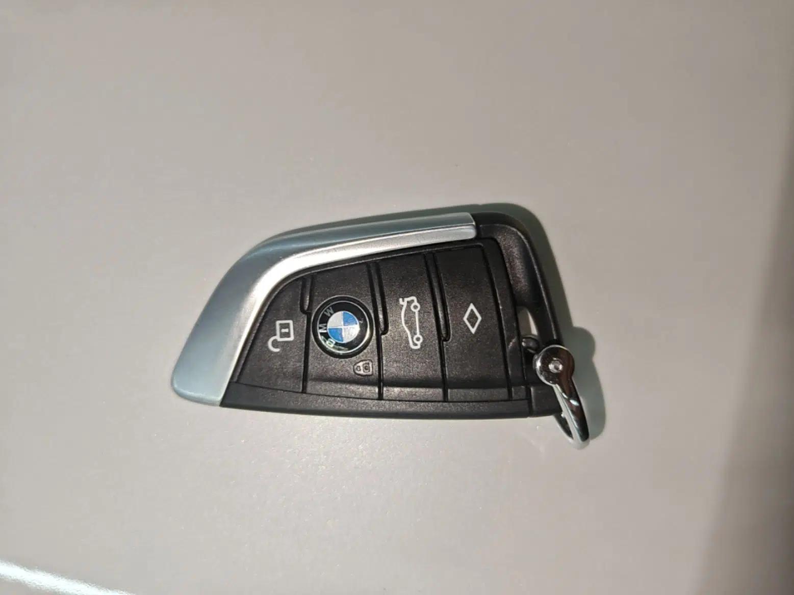 BMW X3 2020 xDrive30i Luxury Model with M Sport Package — миниатюра 31