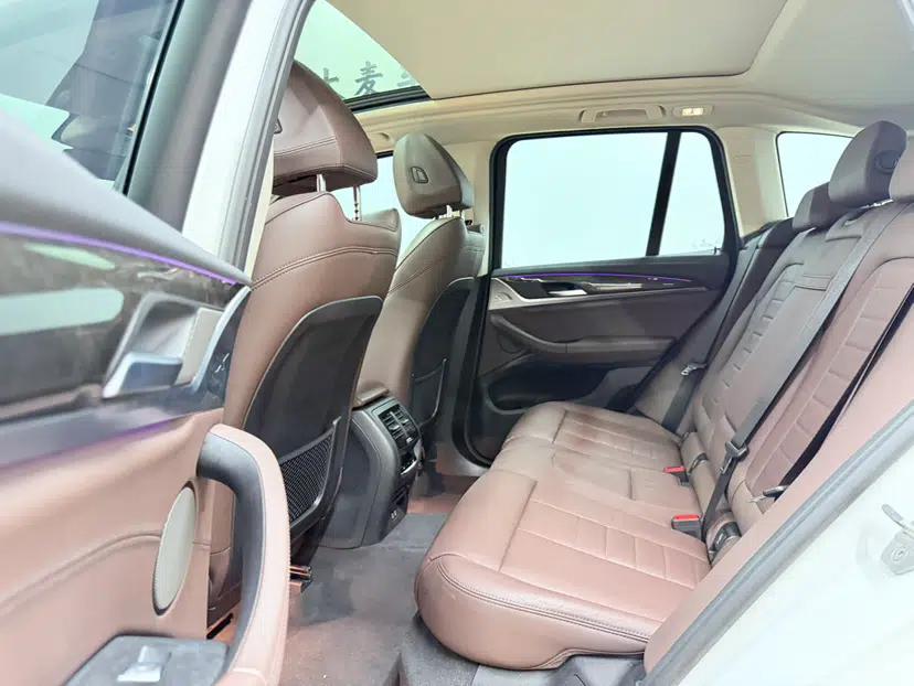 BMW X3 2020 xDrive30i Luxury Model with M Sport Package — миниатюра 36