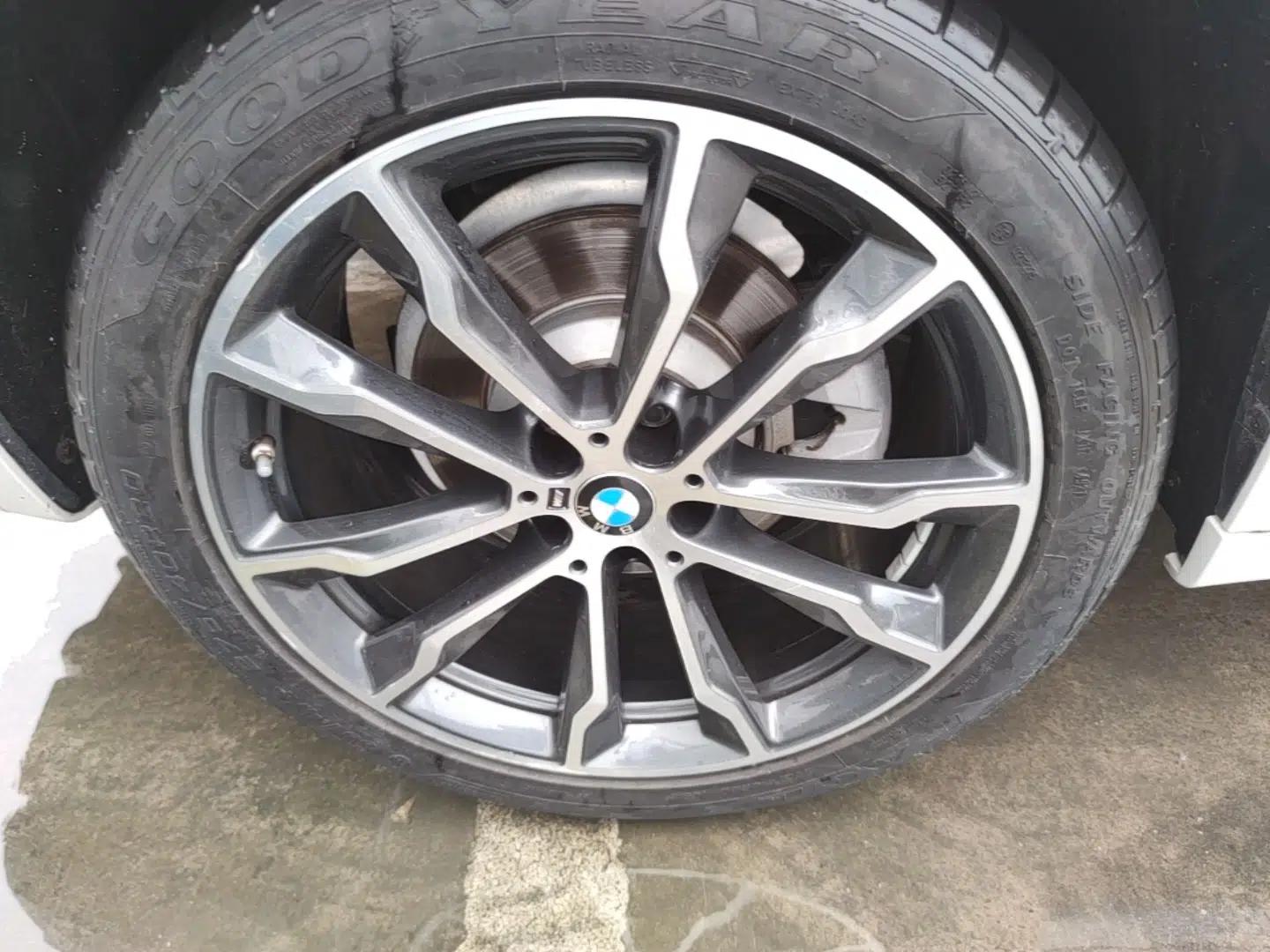 BMW X3 2022 xDrive30i Luxury Model M Night Sky Package — миниатюра 11