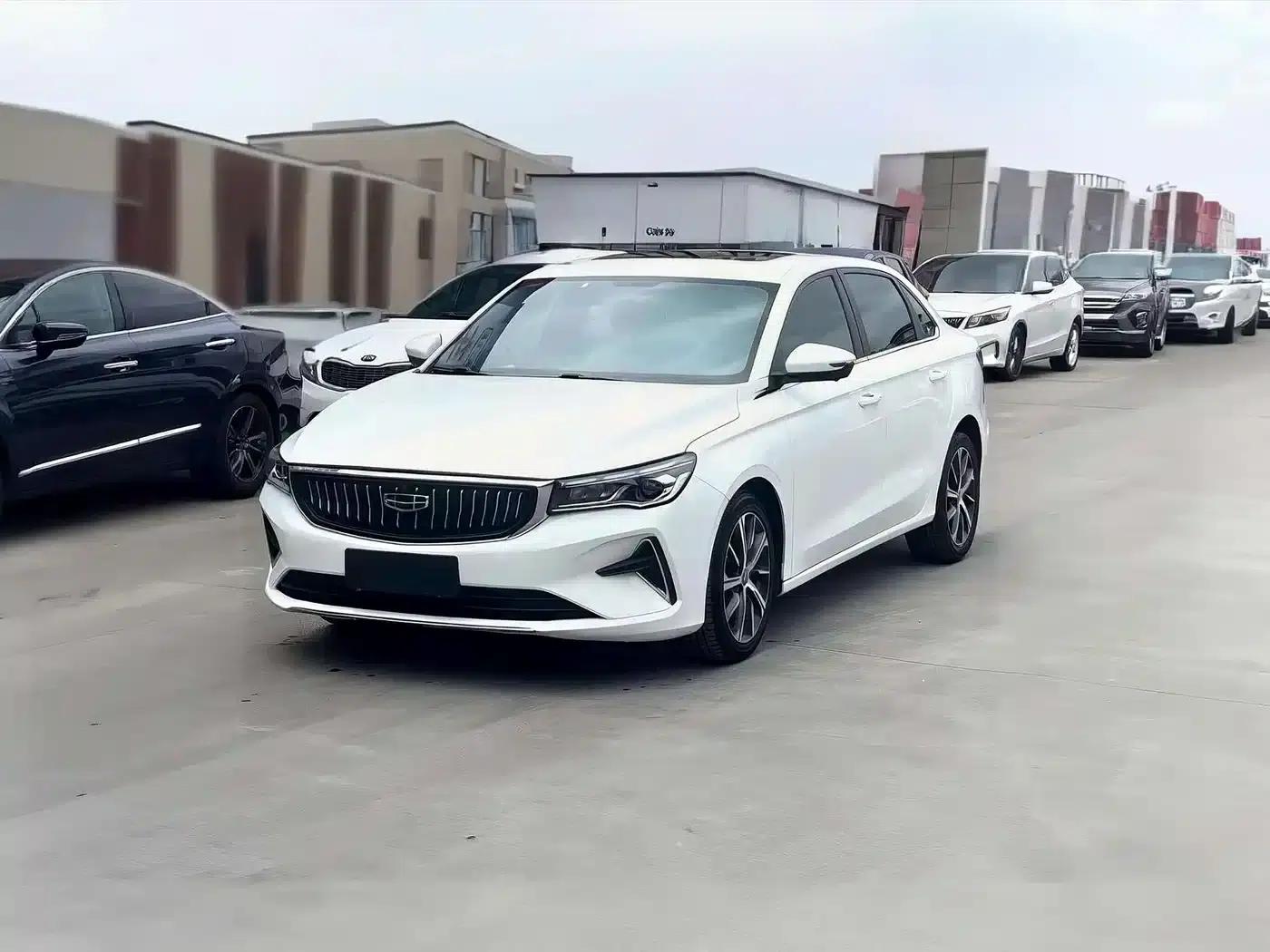 Geely Emgrand 2022 4th Generation 1.5L CVT Elite — миниатюра 1