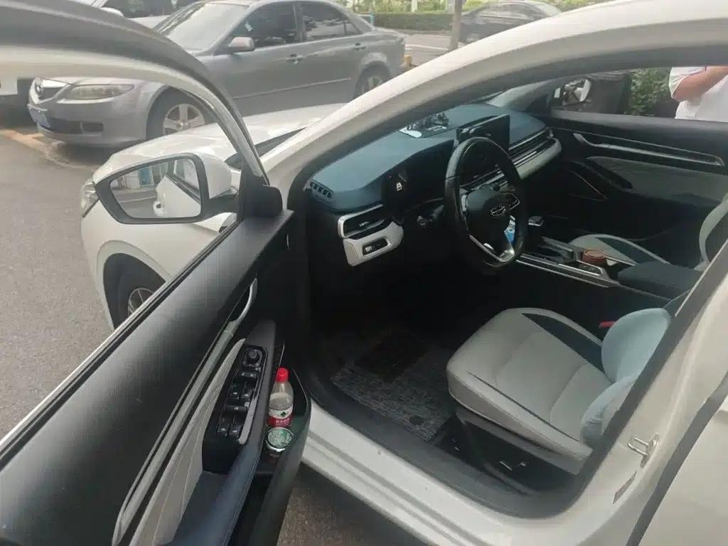 Geely Emgrand 2022 4th Generation 1.5L CVT Premium — миниатюра 14