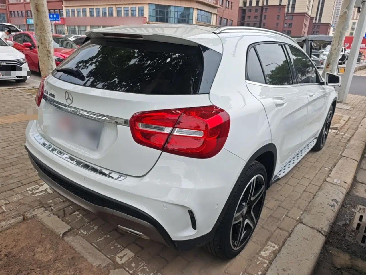 Mercedes-Benz GLA 2016 GLA 200 Fashion Model — миниатюра 6
