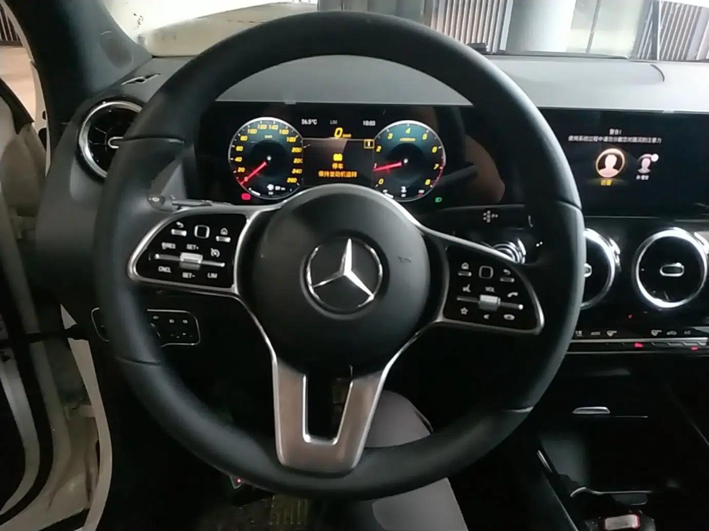 Mercedes-Benz GLA 2020 GLA 180 — миниатюра 13