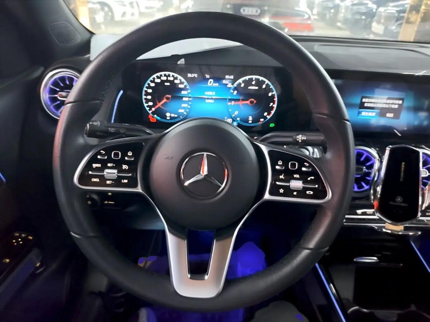 Mercedes-Benz GLB 2023 GLB 220 Sport Edition — миниатюра 13