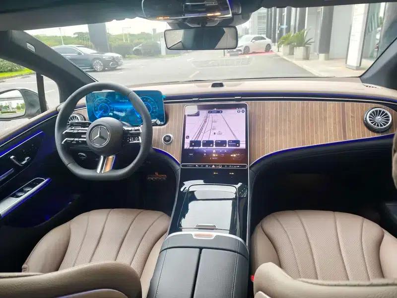 Mercedes-Benz EQE 2025 EQE 500 4MATIC Luxury Edition — миниатюра 6