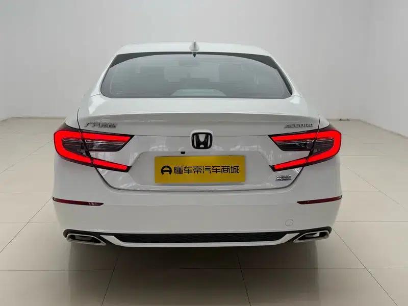 2022 Honda Accord 260TURBO Luxury Edition — миниатюра 6