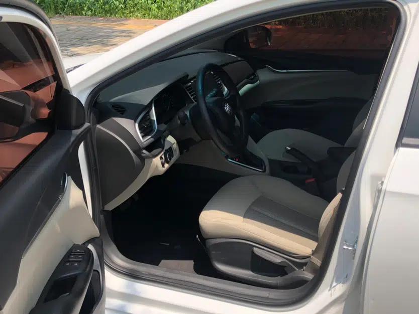 Buick GT 2017 15N Automatic Entry-Level Trim — миниатюра 16