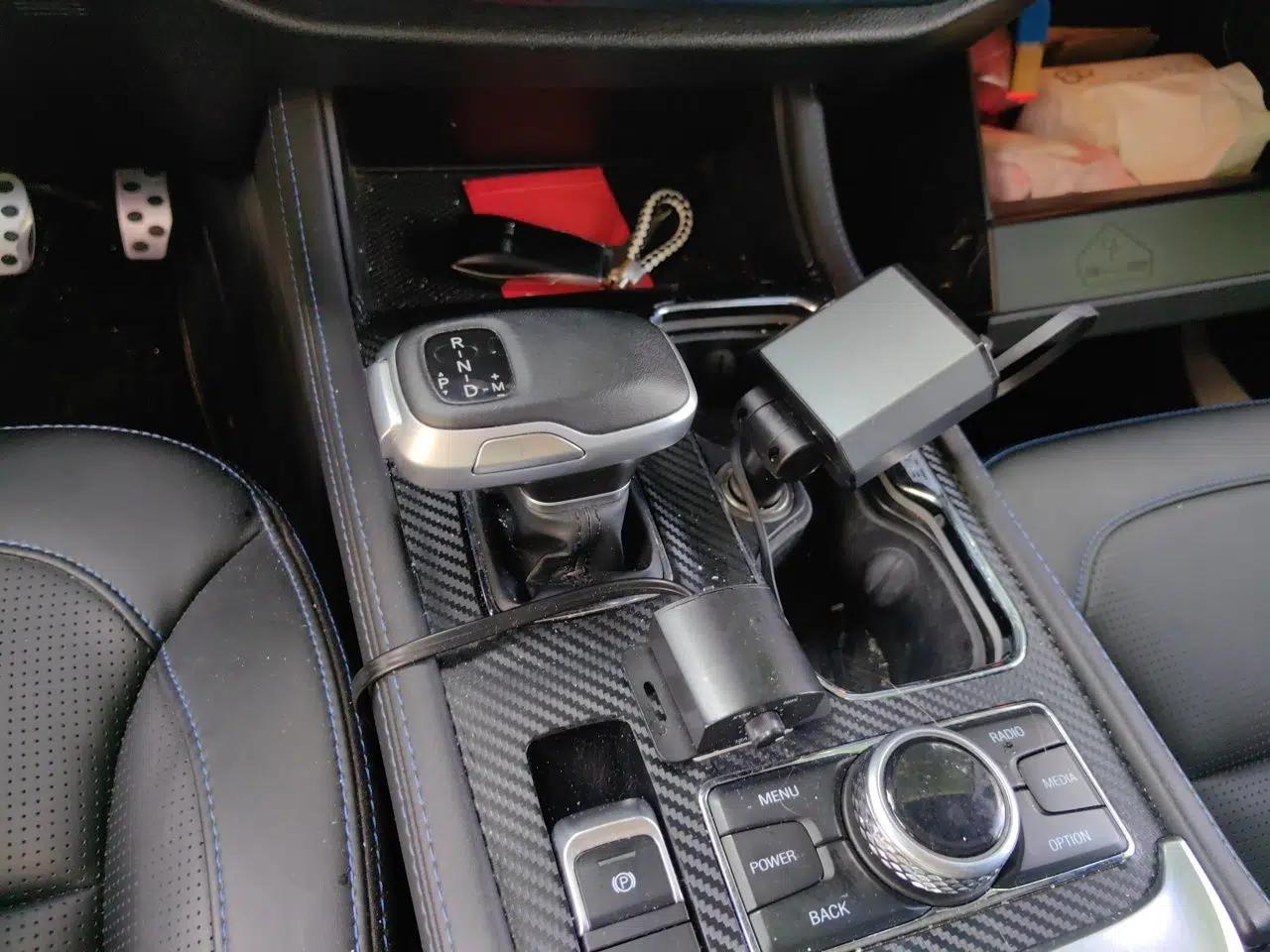 BAIC Off-Road BJ40 2020 2.0T Automatic Four-Wheel Drive Urban Hunter Edition Chivalrous Type — миниатюра 14