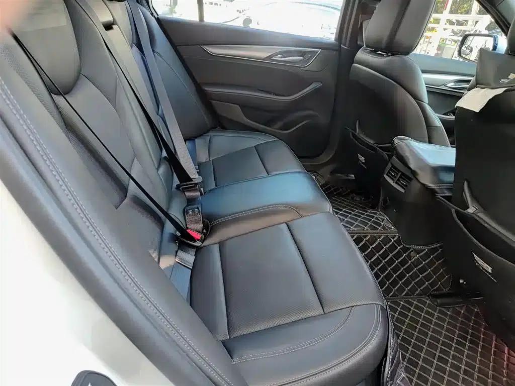 2024 Cadillac CT5 28T Luxury Pro — миниатюра 11
