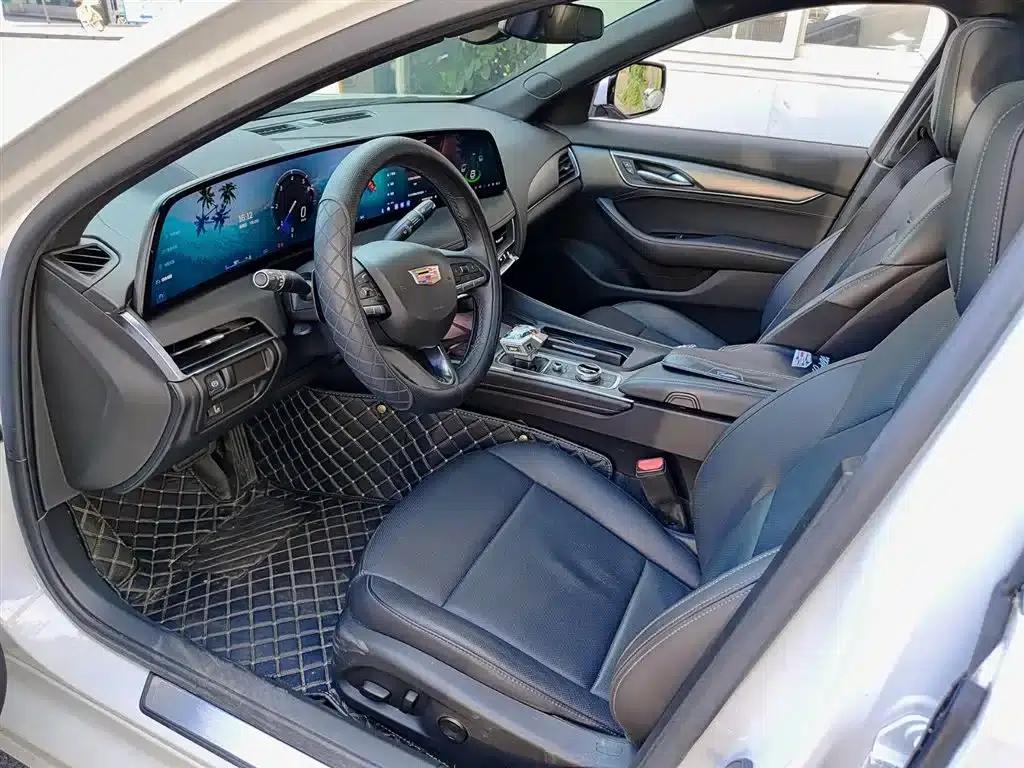 2024 Cadillac CT5 28T Luxury Pro — миниатюра 7