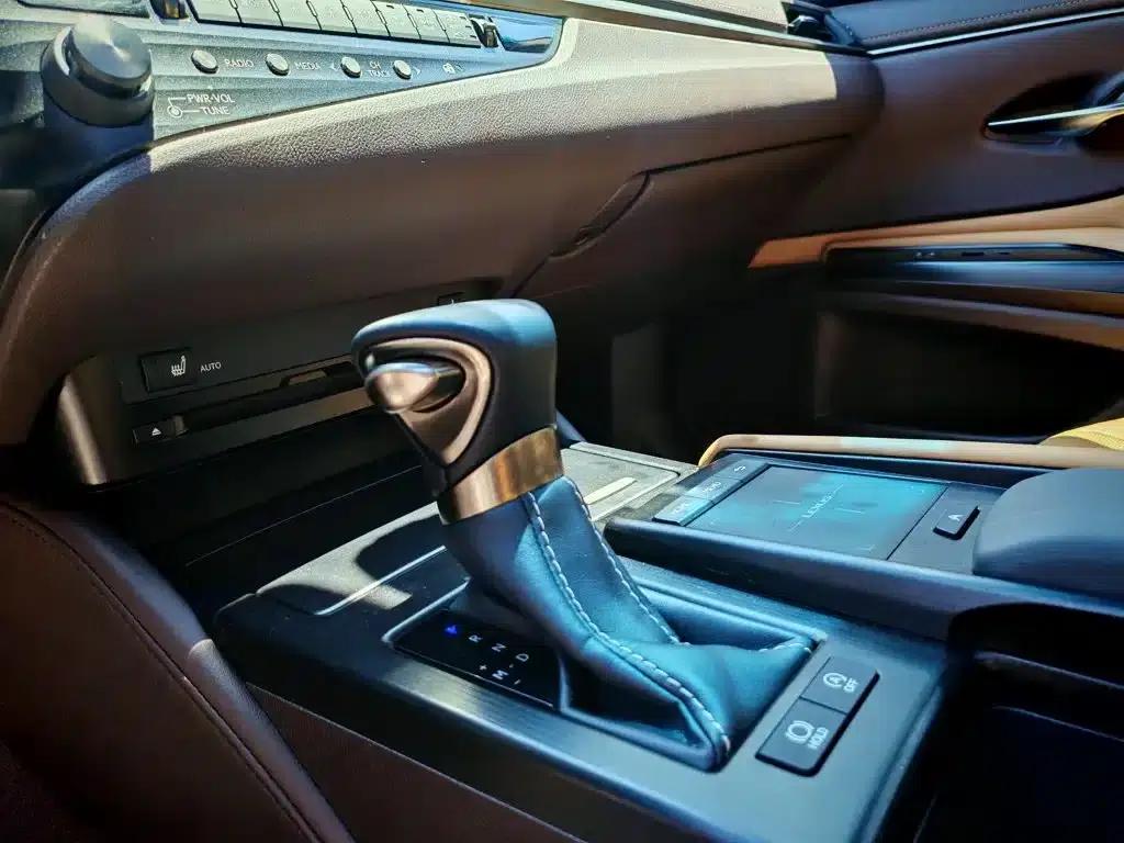 Lexus ES 2018 200 Premium Edition (China VI Emission Standard) — миниатюра 9