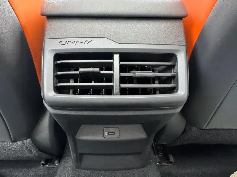 Changan UNI-V 2024 1.5T Premium Sport — миниатюра 14
