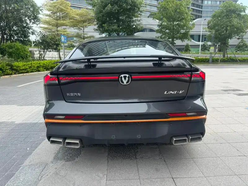 Changan UNI-V 2024 1.5T Premium Sport — миниатюра 6