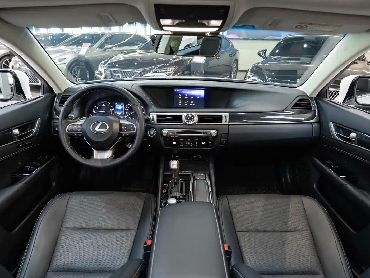 Lexus GS 2016 200t Leading Edition — миниатюра 13