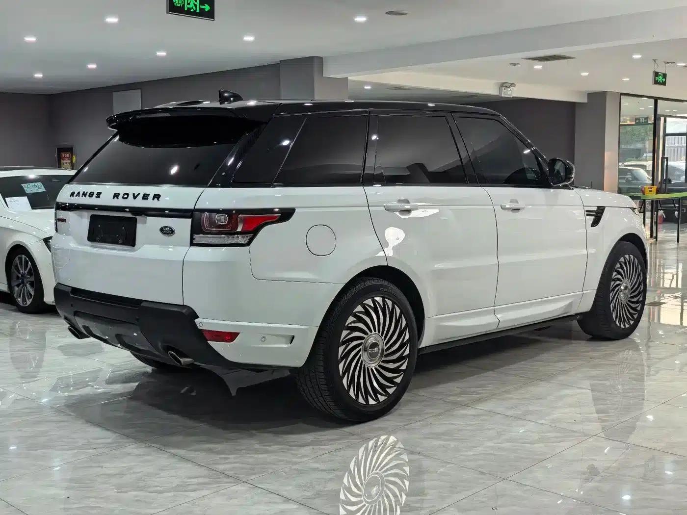 Range Rover Sport 2017 3.0 SC V6 Dynamic Edition — миниатюра 7