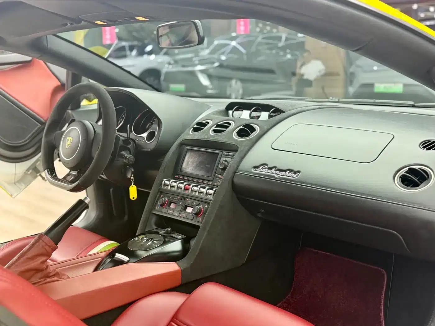 2010 Gallardo LP 550-2 Standard Edition — миниатюра 10