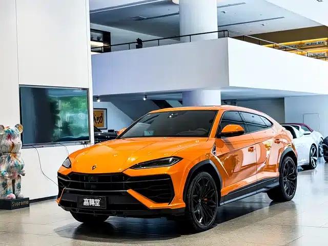 2026 Urus SE 4.0T Standard Edition