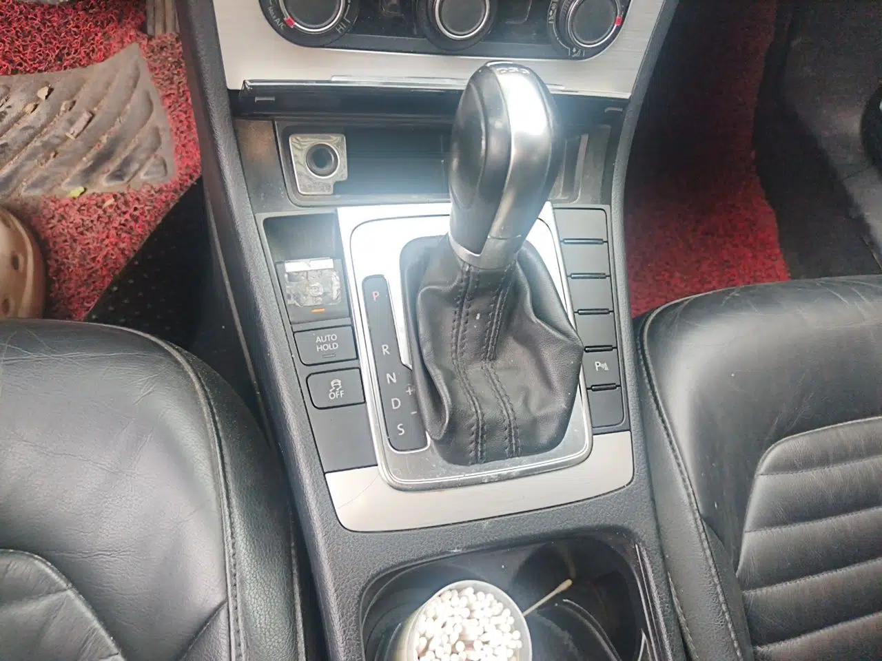 Volkswagen Magotan 2013 1.8TSI Premier Model — миниатюра 14